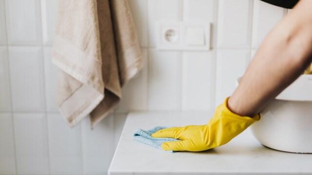 Top gloves to protect your hands and fingers Top gloves to protect your hands and fingers