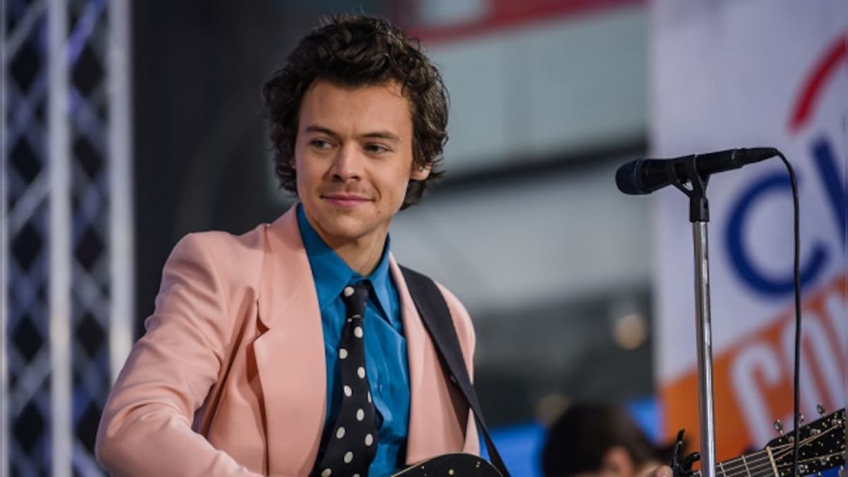 Harry Styles replaces Shia LaBeouf in Olivia Wilde's upcoming film Don't Worry, Darling