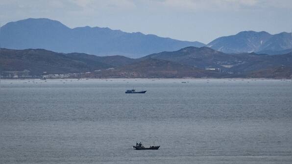 North Korean soldiers killed 'defector' from South and burnt his body, claims Seoul
