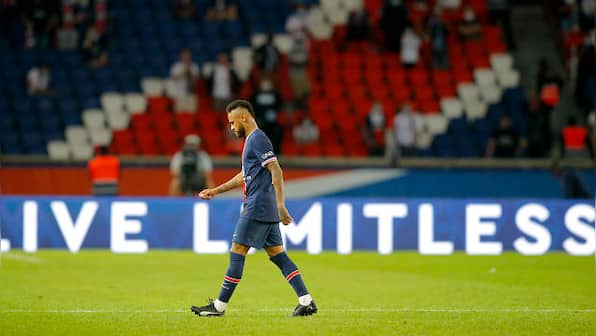 Ligue 1: Five players including Neymar receive red cards as PSG lose to Marseille for first time since November 2011
