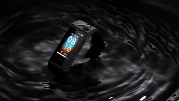 Redmi Smart Band with heart rate monitor to go on sale today at 1 pm on Amazon and Mi.com