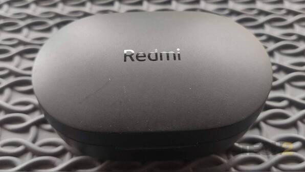 True Wireless Earbuds under Rs 2,000: Redmi Earbuds S, pTron Bassbuds Urban Review Snapshots
