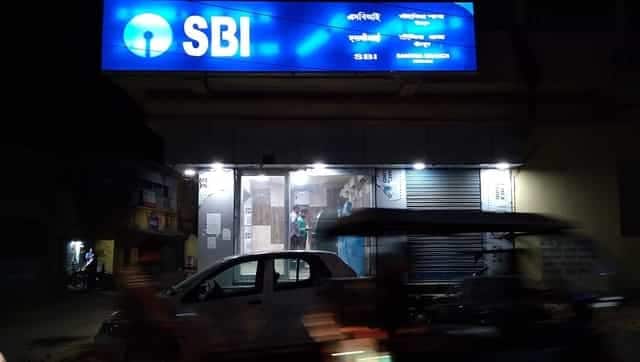 SBI to levy charges for cash withdrawal beyond four free transactions per month