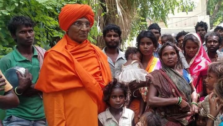 'Truly secular despite his saffron dress': Activists, politicians condole death of Swami Agnivesh