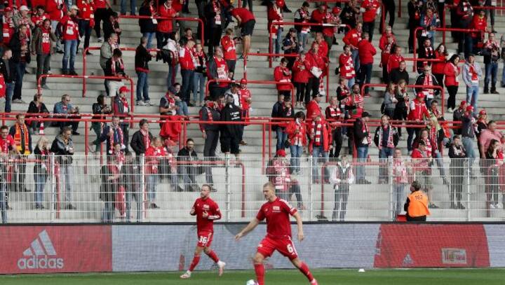 Bundesliga club Union Berlin host 4,500 fans amid pandemic for friendly against Nuremberg Bundesliga club Union Berlin host 4,500 fans amid pandemic for friendly against Nuremberg