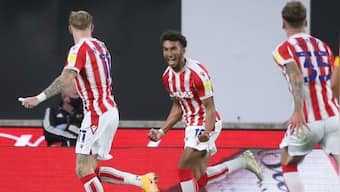 League Cup: Jacob Brown's late goal helps Stoke City beat Wolves; Burnley overcome Sheffield United on penalties