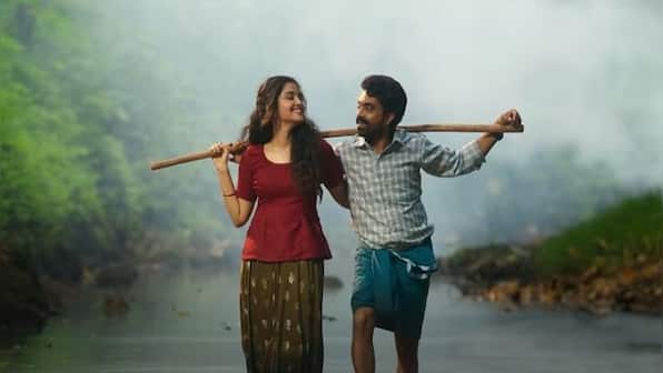 Maniyarayile Ashokan movie review: Dulquer Salmaan looks hot in a Navy uniform — that’s it