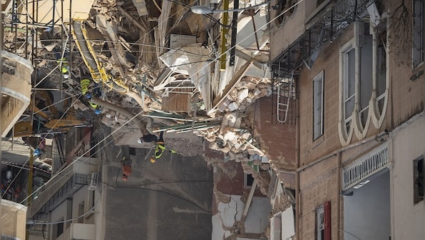 Beirut explosion: Rescue workers find no sign of life in debris of collapsed building