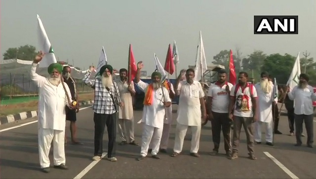 Bharat Bandh: Farmers nationwide hold peaceful protests against Centre's farm bills; several roads blocked, police on alert Bharat Bandh: Farmers nationwide hold peaceful protests against Centre's farm bills; several roads blocked, police on alert