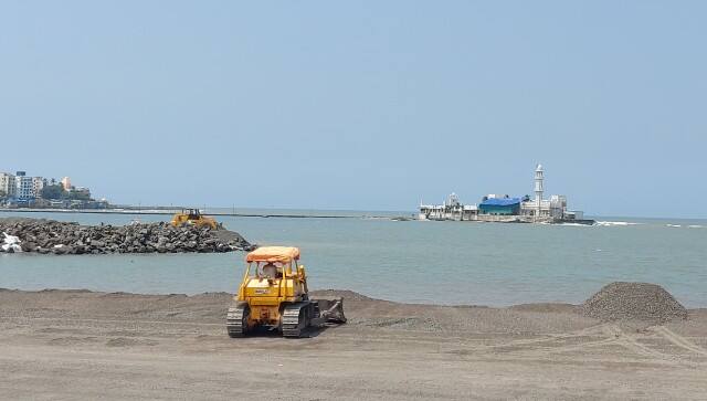 Fisherfolk now fear further loss of livelihood with proposed reclamation of Lotus Jetty near the Haji Ali Mosque in Worli as part of the Coastal Road Project. Natasha Trivedi