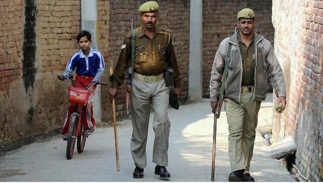 Hathras case: Uttar Pradesh Police registers FIR against unidentified persons for inciting caste-based conflict, sedition charge included Hathras case: Uttar Pradesh Police registers FIR against unidentified persons for inciting caste-based conflict, sedition charge included