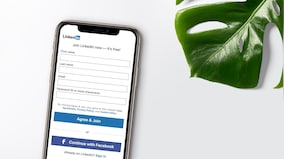 LinkedIn will soon let users place video calls using Microsoft Teams, BlueJeans and Zoom