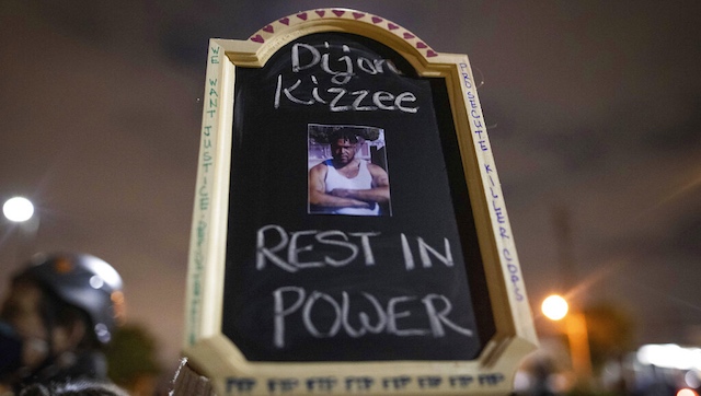 Los Angeles Country sheriff's deputies shoot, kill Black man who dropped gun; spark protests over shooting Los Angeles Country sheriff's deputies shoot, kill Black man who dropped gun; spark protests over shooting