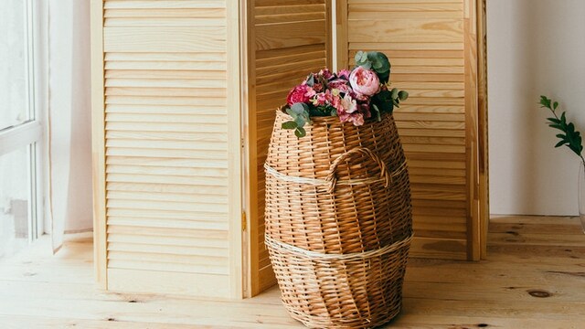 Wooden screen dividers for complete privacy Wooden screen dividers for complete privacy