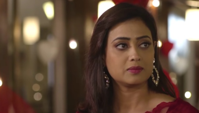 Shweta Tiwari tests positive for coronavirus, halts shooting of Mere Dad Ki Dulhan with Varun Badola Shweta Tiwari tests positive for coronavirus, halts shooting of Mere Dad Ki Dulhan with Varun Badola