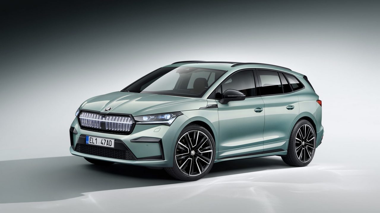 Skoda Enyaq RS iV Debuts As Electric Performance SUV With Nearly