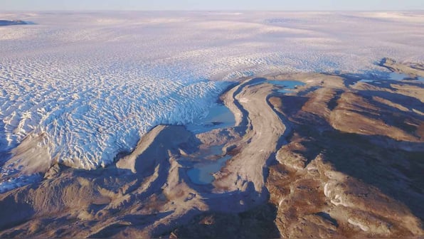Greenland's ice summit witnessed rainfall for the first time in history, scientists worry about climate change
