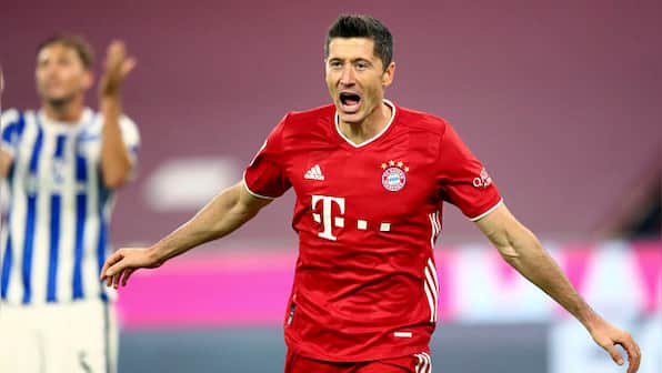 Bundesliga: Robert Lewandowski nets four goals as Bayern Munich clinch seven-goal thriller against Hertha Berlin