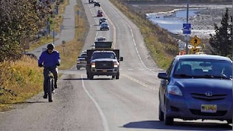 Major 7.5-magnitude earthquake off Alaska prompts tsunami fears; no casualties reported