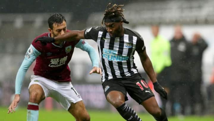 Premier League: Newcastle United hand French winger Allan Saint-Maximin new six-year contract Premier League: Newcastle United hand French winger Allan Saint-Maximin new six-year contract