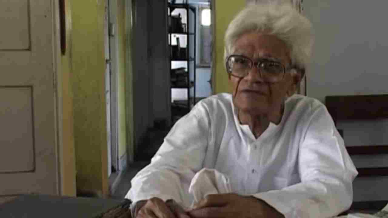 Nobel-winning black hole physics by Penrose, Hawking stands on work of Indian physicist Amal Raychaudhuri Nobel-winning black hole physics by Penrose, Hawking stands on work of Indian physicist Amal Raychaudhuri