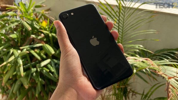 Flipkart Apple Days sale to end today: Best deals on iPhone 11, iPhone XR, iPhone SE and more