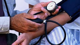 Different blood pressure readings from left and right arm may indicate increased risk of heart attack, stroke and death