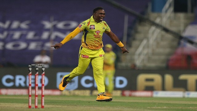 Dwayne Bravo, the pick of the CSK bowlers, picked up three wickets but went for 9.25 runs per over. He bowled good slower ones and did not give the batsmen much pace to work with. Sportzpics 