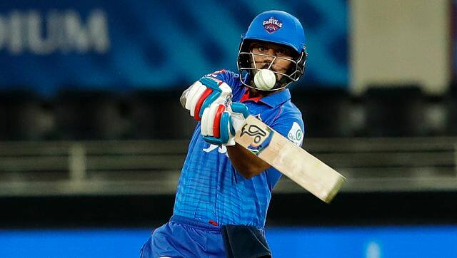 After winning the toss, Shreyas Iyer had no doubt in his mind that he wanted to bat first. However, DC got off to the worst start possible, losing Prithvi Shaw on the first ball of the match. Ajinkya Rahane too could not do much. From there, Shreyas Iyer and Shikhar Dhawan took over struck a fifty. 