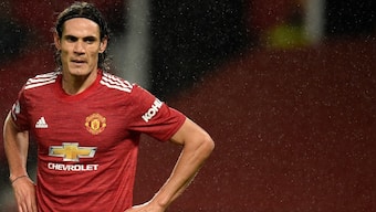 Manchester United striker Edinson Cavani unhappy in England, says footballer's father