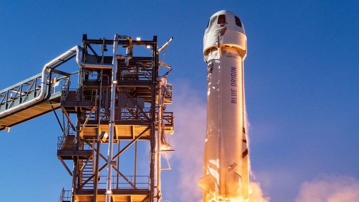Blue Origin launches its New Shepherd rocket to test NASA's lunar landing tech
