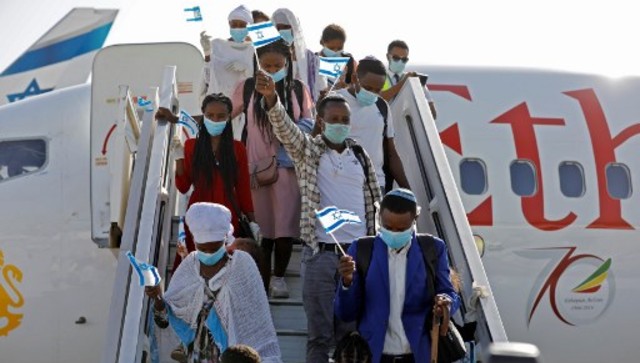Israel allows Ethiopians of Jewish descent to resettle, but fewer than promised; draws flak from activists Israel allows Ethiopians of Jewish descent to resettle, but fewer than promised; draws flak from activists
