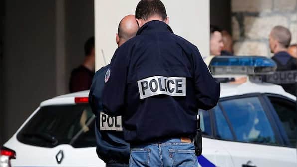 Jeddah knife attack: Man arrested in Saudi Arabia for stabbing guard at French consulate