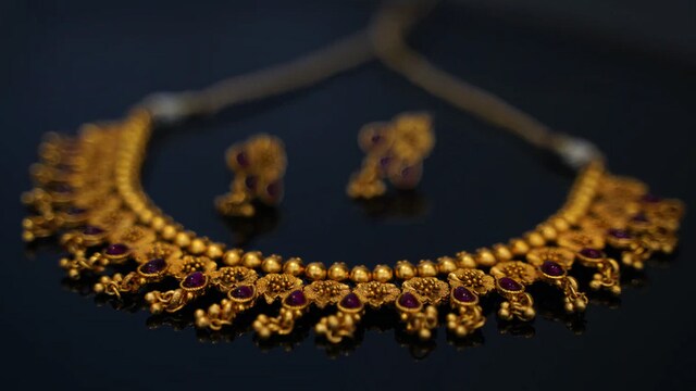 Best gold necklaces for your loved ones Best gold necklaces for your loved ones