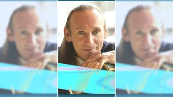 How writer Gregory David Roberts' foray into music with album Love & Faith kept him going in the pandemic