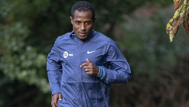 London Marathon: Kenenisa Bekele pulls out due to calf injury ending hopes of showdown with Eliud Kipchoge London Marathon: Kenenisa Bekele pulls out due to calf injury ending hopes of showdown with Eliud Kipchoge