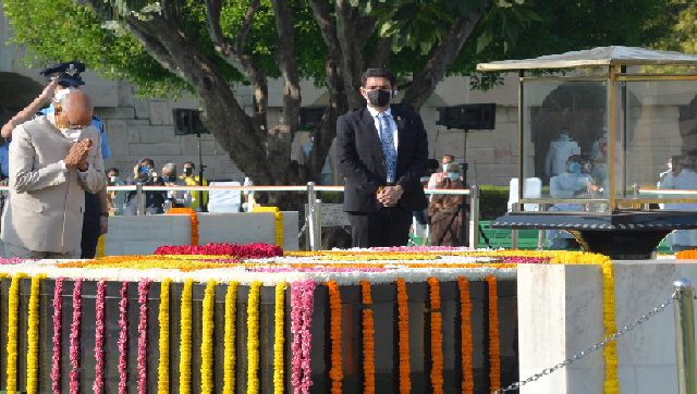 On Mahatma Gandhi's 151st birth anniversary, Kovind and Modi pay homage to Father of the Nation at Rajghat On Mahatma Gandhi's 151st birth anniversary, Kovind and Modi pay homage to Father of the Nation at Rajghat
