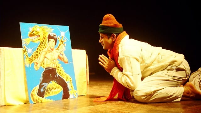 Kumud Mishra in Manav Kaul's Shakkar Ke Paanch Daane.