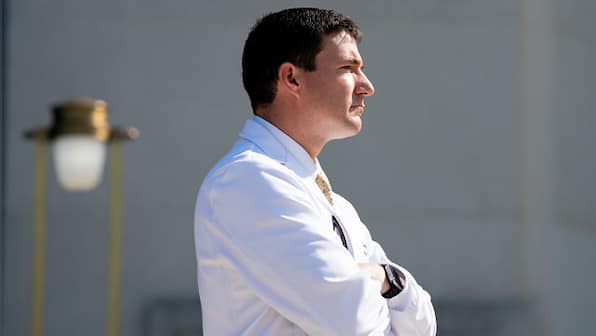 Instead of reassurance, Donald Trump's doctor delivers large dose of confusion, say experts