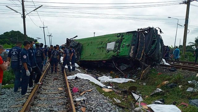 18 killed, 40 injured in Thailand after train collides with bus travelling from Samut Prakan province to Chachoengsao temple 18 killed, 40 injured in Thailand after train collides with bus travelling from Samut Prakan province to Chachoengsao temple
