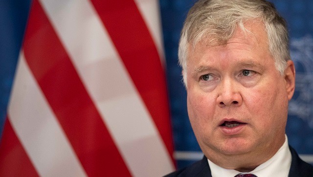 US diplomat takes note of China's military muscle-flexing in Ladakh, warns India of 'elephant in the room' US diplomat takes note of China's military muscle-flexing in Ladakh, warns India of 'elephant in the room'