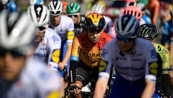 Vuelta a Espana: Pascal Ackermann wins Stage 9 as Sam Bennett gets relegated; Richard Carapaz still leads