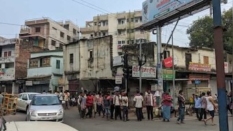 'Khaali haath, khaali jeb, khaali pet': Ahead of Bihar polls, Nitish Kumar govt faces ire of intra-state migrants