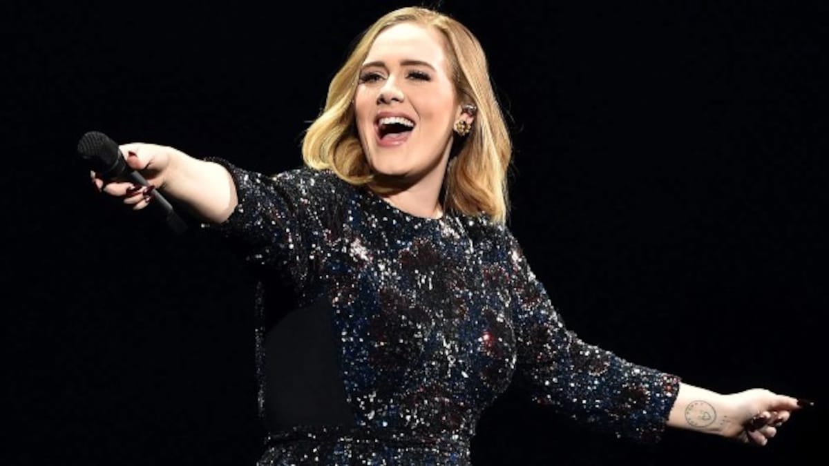 Watch: Old video of Adele abruptly stopping concert after fan faints resurfaces after Travis Scott’s incident