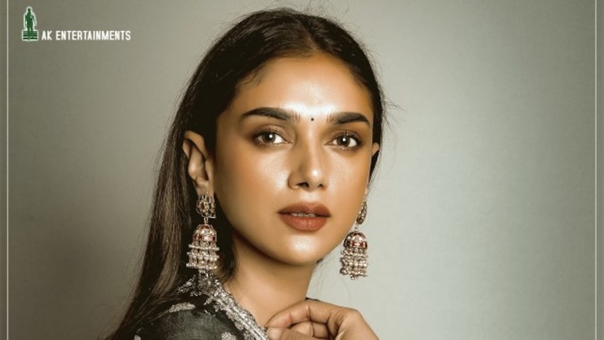 Aditi Rao Hydari cast in bilingual film Maha Samudram, also starring Sharwanand and Siddharth