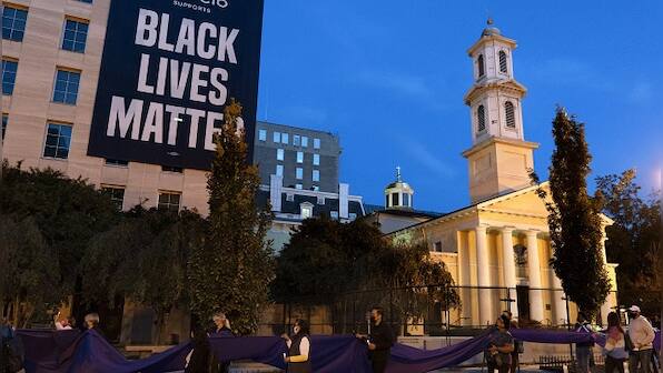 Memphis poll worker fired for turning away voters wearing ‘Black Lives Matter’, ‘I Can’t Breathe’ shirts