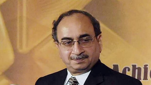 Dinesh Kumar Khara takes charge as SBI chief: FMS Delhi graduate has 35 yrs of experience Dinesh Kumar Khara takes charge as SBI chief: FMS Delhi graduate has 35 yrs of experience