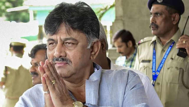 CBI recovers Rs 50 lakh in anti-corruption raids on premises owned by Congress’ DK Shivakumar CBI recovers Rs 50 lakh in anti-corruption raids on premises owned by Congress’ DK Shivakumar