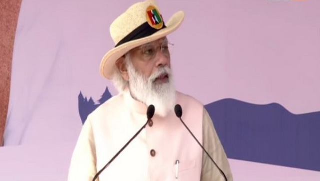 Narendra Modi pays tribute to Sardar Patel at Statue of Unity to mark 'Rashtriya Ekta Diwas' Narendra Modi pays tribute to Sardar Patel at Statue of Unity to mark 'Rashtriya Ekta Diwas'