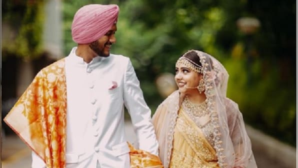 TV actor Niti Taylor reveals she married Parikshit Bawa in August, shares pictures on Instagram